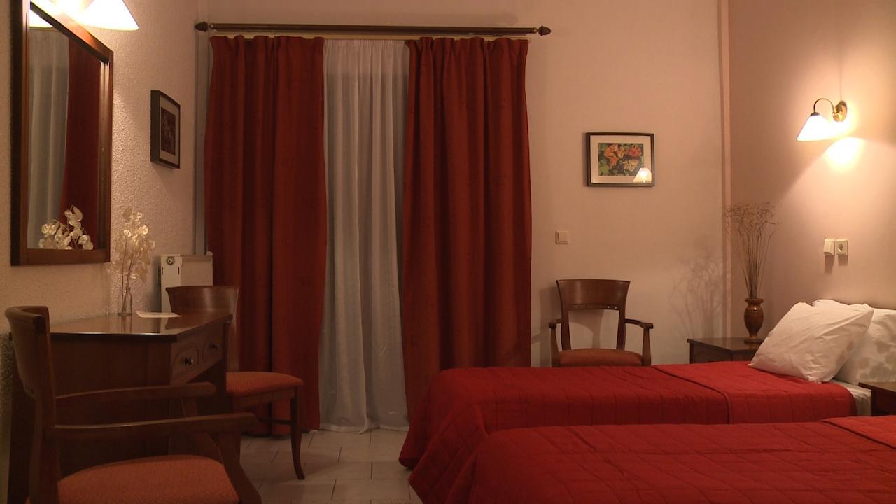 Valia Calda Hotel Perivoli  Quarto foto